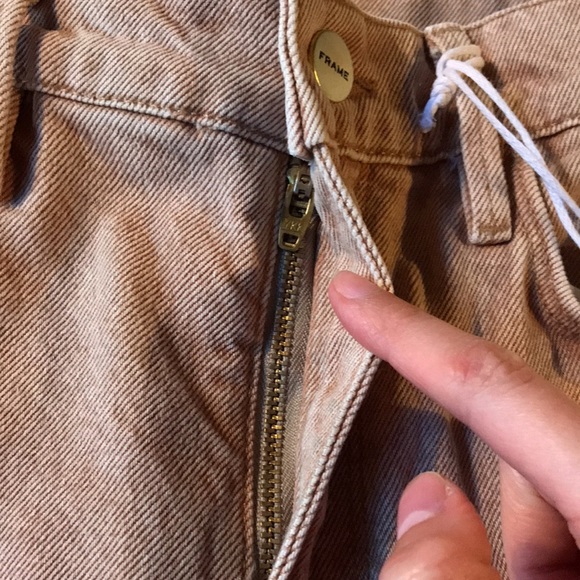 Frame Le Sylvie Slender Straight Sand Jeans - Picture 7 of 11